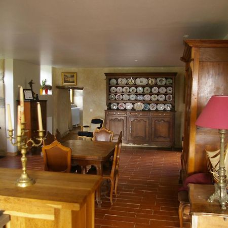 Chambre D'Hotes De Pirieuc Meillac Exteriör bild