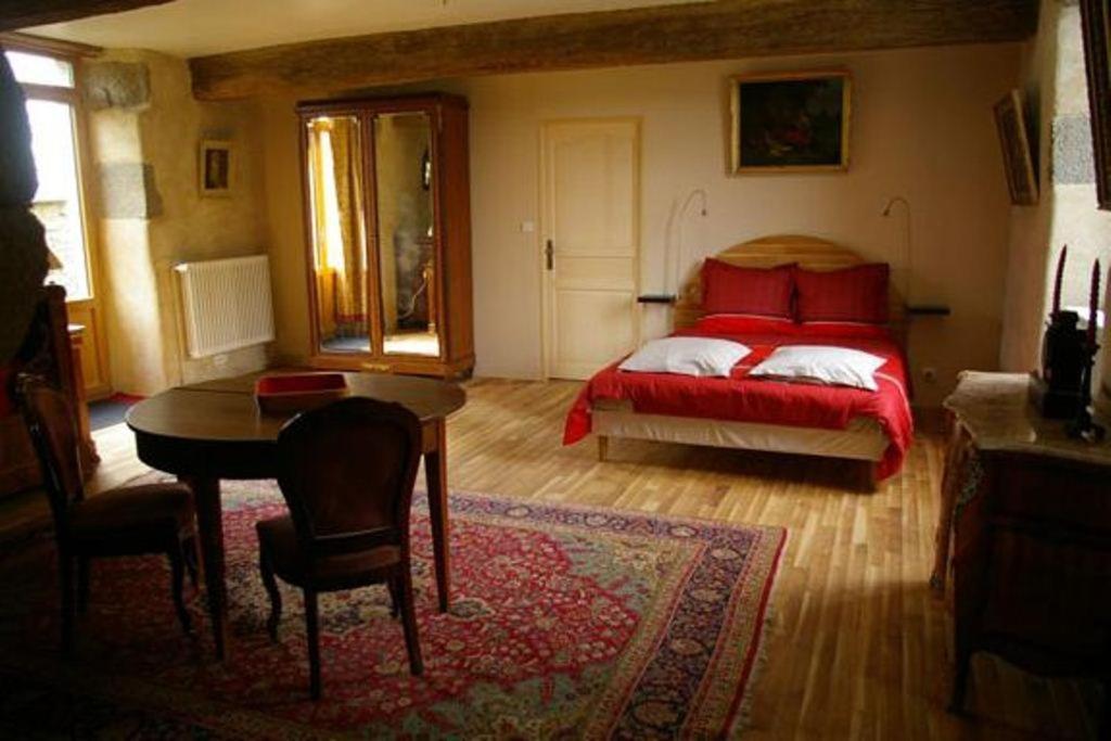 Chambre D'Hotes De Pirieuc Meillac Rum bild